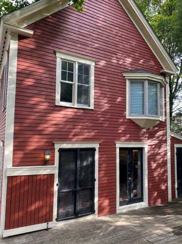 75 Warren St, Laconia, NH 03246-3853