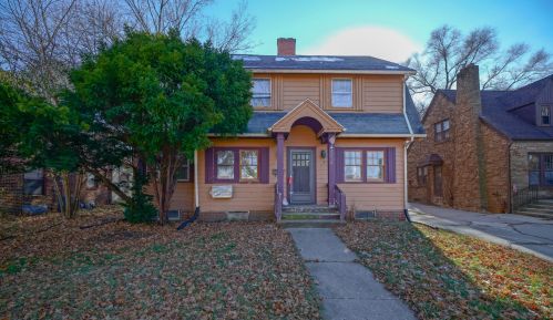 2216 Benderwirt Ave, Rockford, IL 61103-6016