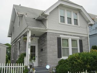 49 Ettwein St, Bethlehem, PA 18018-2858