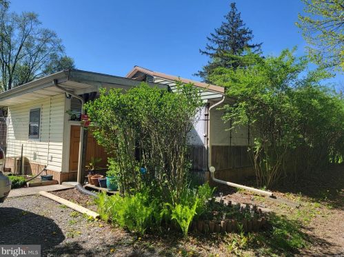 40 Towpath Rd, Duncannon, PA 17020-9615