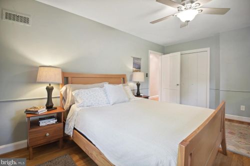 2400 Seminary Rd, Silver Spring MD 20910-1368 exterior