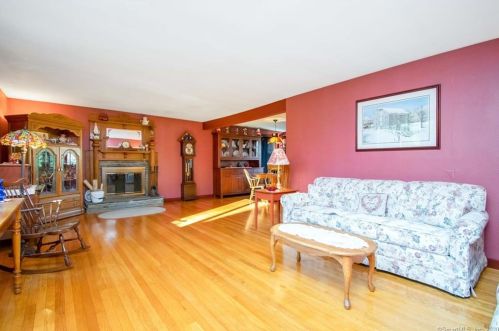 27 King St, Norwalk, CT 06851-5421