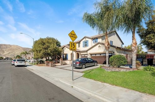 2951 Crooked Branch Way, San Jacinto, CA 92582-2706