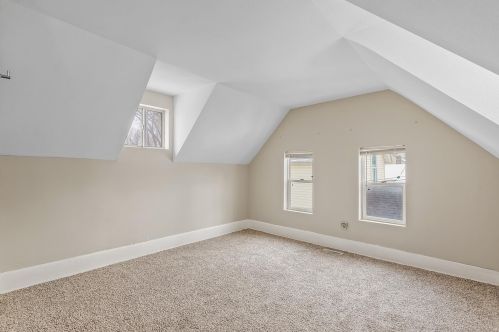 220 Belvidere St, Saint Paul MN  55107-3140 exterior