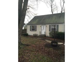 6 Ash St, Warwick, RI 02888-3206