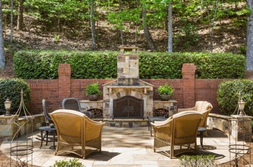 1805 Brandon Hall Dr, Atlanta GA  30350-3708 exterior