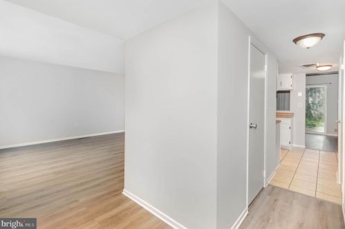 2622 Cranberry Cir, Harrisburg, PA 17110-3506