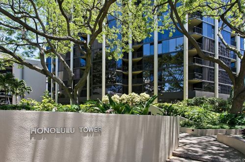 60 Beretania St, Honolulu HI  96817-4752 exterior