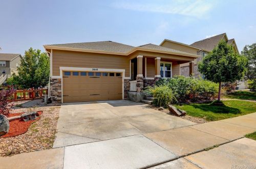 26140 Davies Dr, Aurora CO  80016-6100 exterior