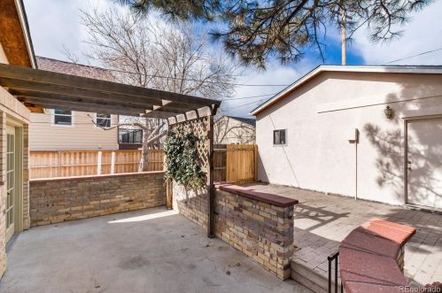 3559 Lipan St, Denver CO 80211-3046 exterior