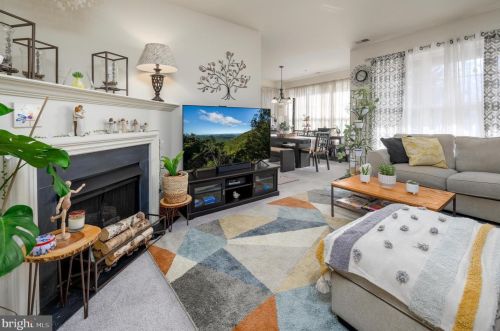 31 Kyle Way, Trenton NJ 08628-2525 exterior