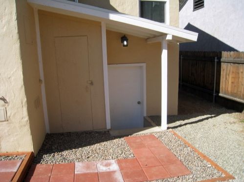 5144 Olivewood Ave, Riverside CA  92506-1311 exterior