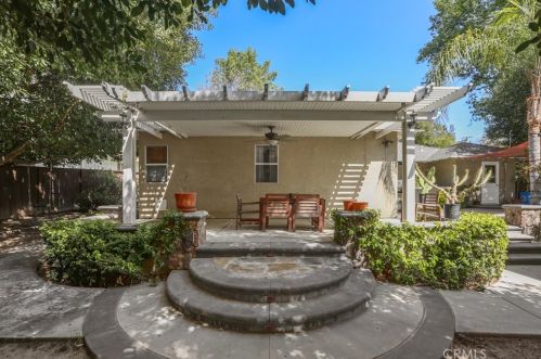 1995 Rincon Ave, Riverside CA  92506-1629 exterior