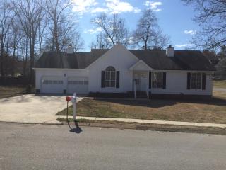8809 Brookhill Dr, Hixson, TN 37343-1296