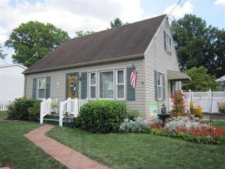 1606 Wiker Ave, Lancaster, PA 17602-3934