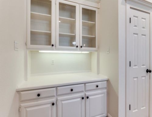 8309 Thornhaven Ct, North Richland Hills TX  76182-8625 exterior