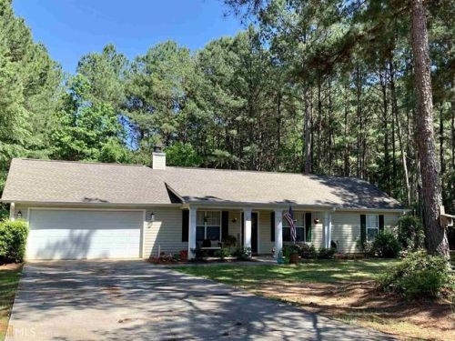 215 Veal Rd, Porterdale, GA 30016-8054