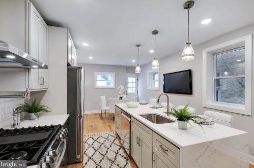 1604 10th St, Philadelphia PA  19148-1102 exterior