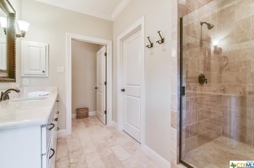 1035 Timber Elm, Seguin TX  78155-1138 exterior
