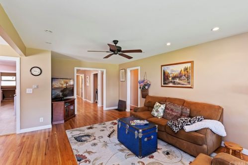 3687 Roslyn St, Riverside CA  92504-3536 exterior