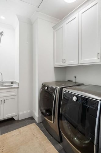 2652 Forrest Way, Atlanta GA  30305-3770 exterior