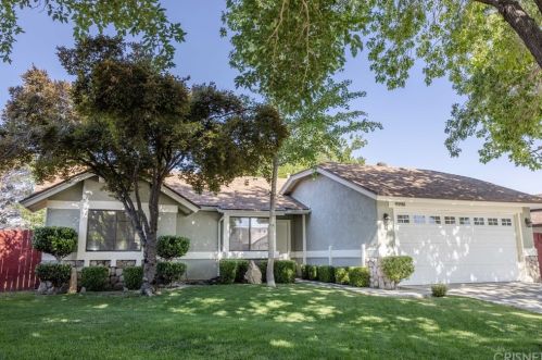 43115 Flag St, Lancaster, CA 93536-4629
