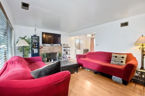 3520 Adams St, Carlsbad, CA 92008-2505