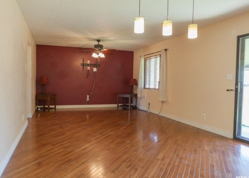12 1200, Vernal, UT 84078-3341