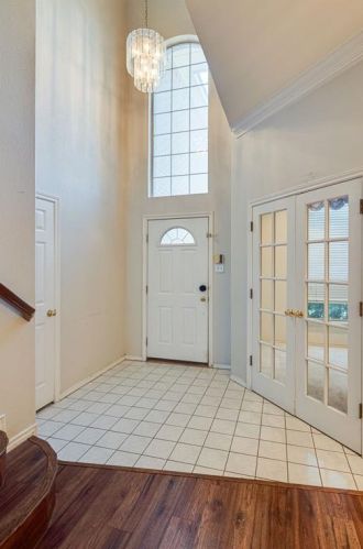 9025 Tyne Trl, Fort Worth TX  76118-7502 exterior