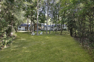 2565 Riverwoods Rd, Bannockburn IL  60015-1952 exterior