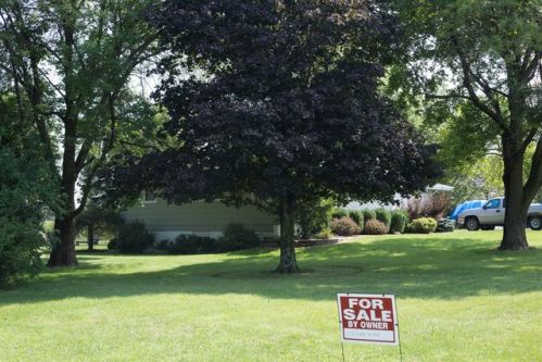 18139 Harrison Street Rd, Charleston, IL 61920-8506
