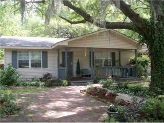 706 Richland Ave, Rincon, GA 31326-9315