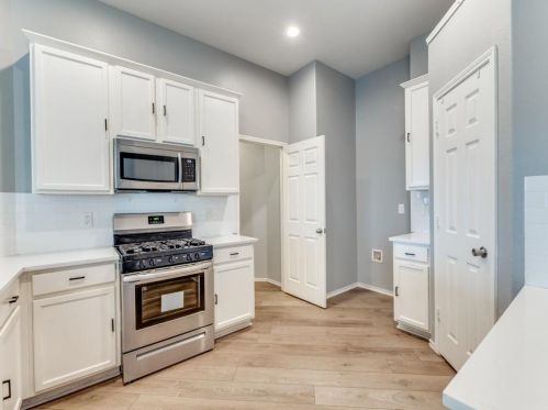 5720 Barrier Reef Dr, Fort Worth TX  76179-7551 exterior