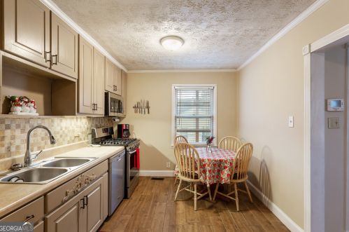 719 Hamilton Ave, Atlanta GA  30344-4144 exterior