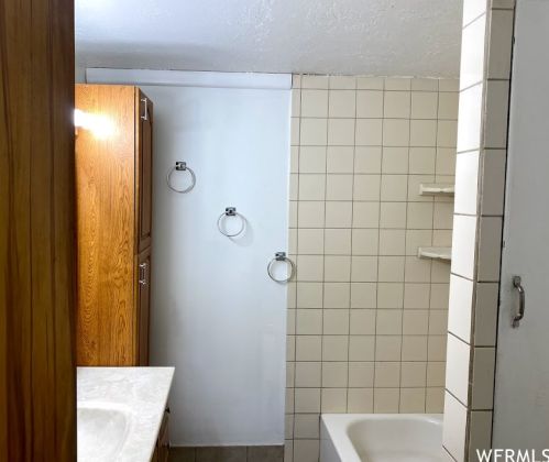 1331 8600, Sandy UT 84093-1367 exterior