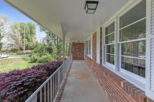 4723 Briarcliff Rd, Atlanta GA  30345-2713 exterior
