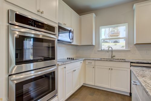 2414 Cotton Gin Row, Jefferson GA  30549-8811 exterior