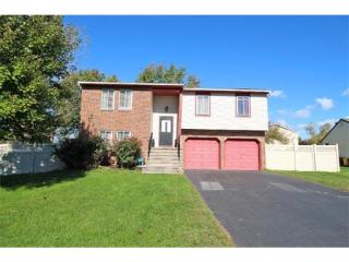 102 Running Brook Rd, Trenton, NJ 08638-2018