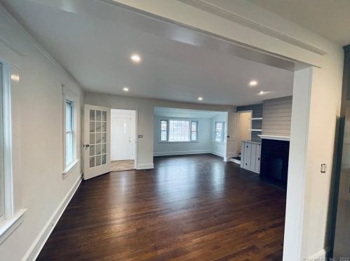 317 Strawberry Hill Ave, Norwalk CT  06851-4305 exterior