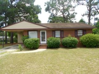 4305 Forestview Dr, Fayetteville, NC 28304-5206