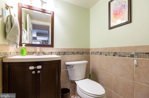 94 Eldrid Dr, Silver Spring MD 20904-2910 exterior