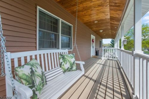 101 Charles St, Hackettstown NJ  07840-1209 exterior