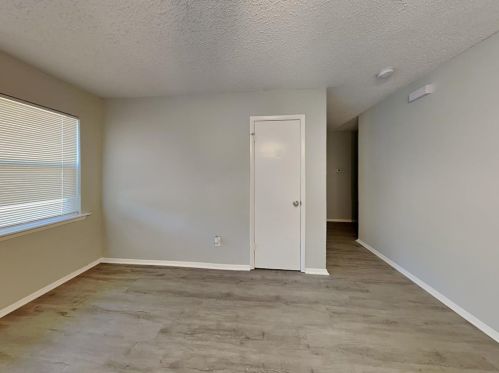 5544 Alter Dr, Fort Worth TX  76119-1503 exterior