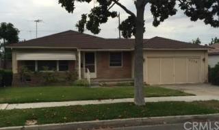 1114 Oakmont Ave, Orange CA  92867-6935 exterior