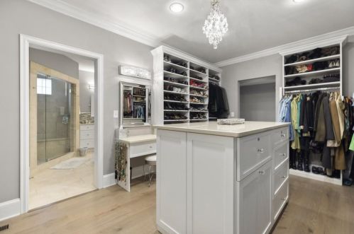 877 Highland Ter, Atlanta GA  30306-3411 exterior
