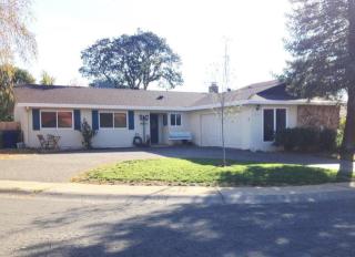 2579 Avola St, Redding, CA 96002-1517