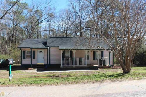 163 Oak St, Jenkinsburg, GA 30234-2121