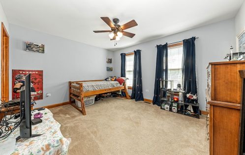 5 Crenshaw Ct, Lemont IL  60490-6614 exterior