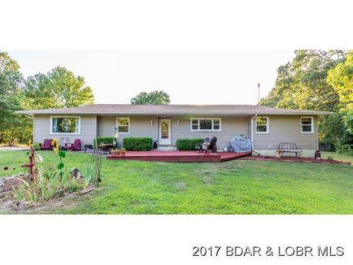 25573 Oakdale Dr, Lebanon, MO 65536-5730