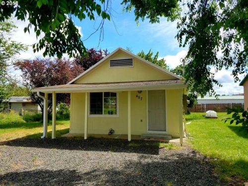 457 7th St, Alpine, OR 97456-8436